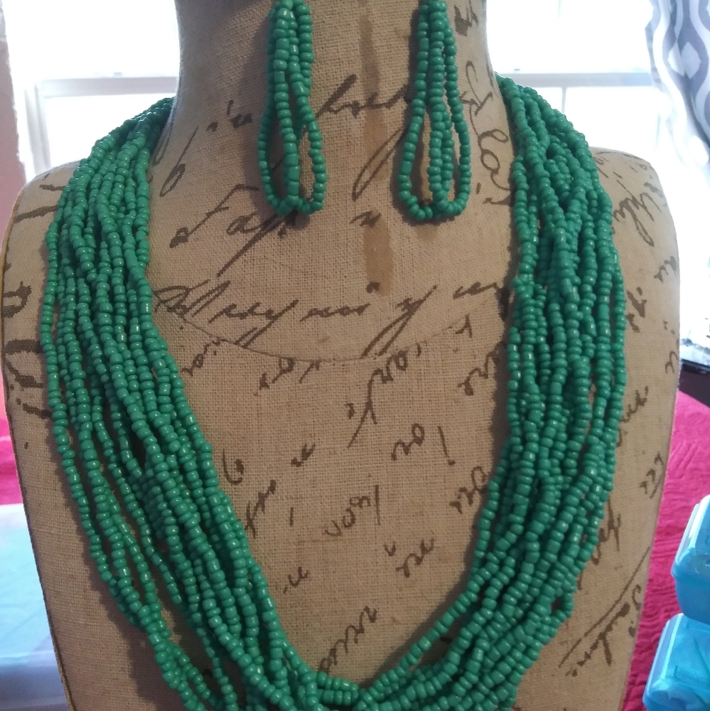 Necklace n earrings